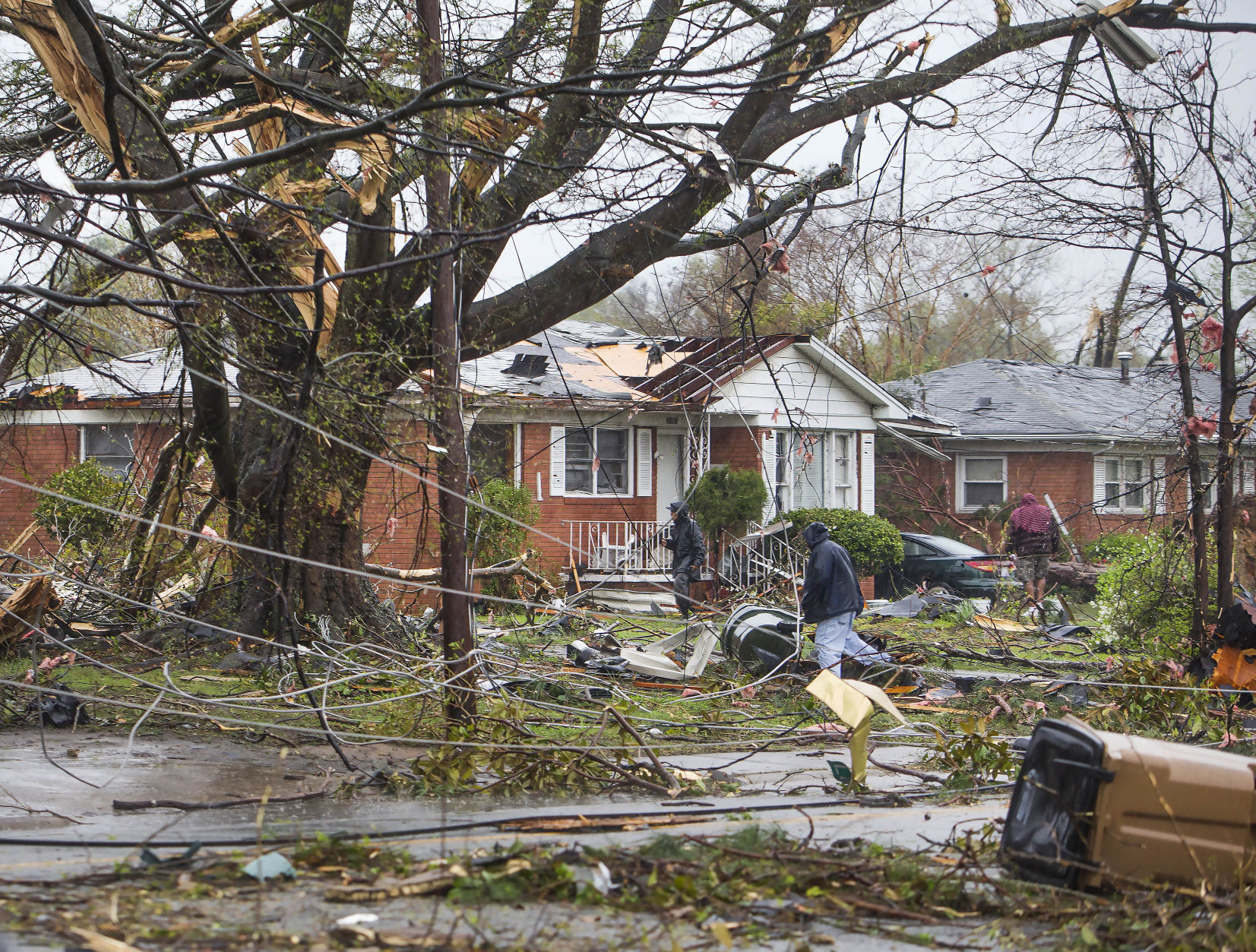 Tornado: Surveying the damage